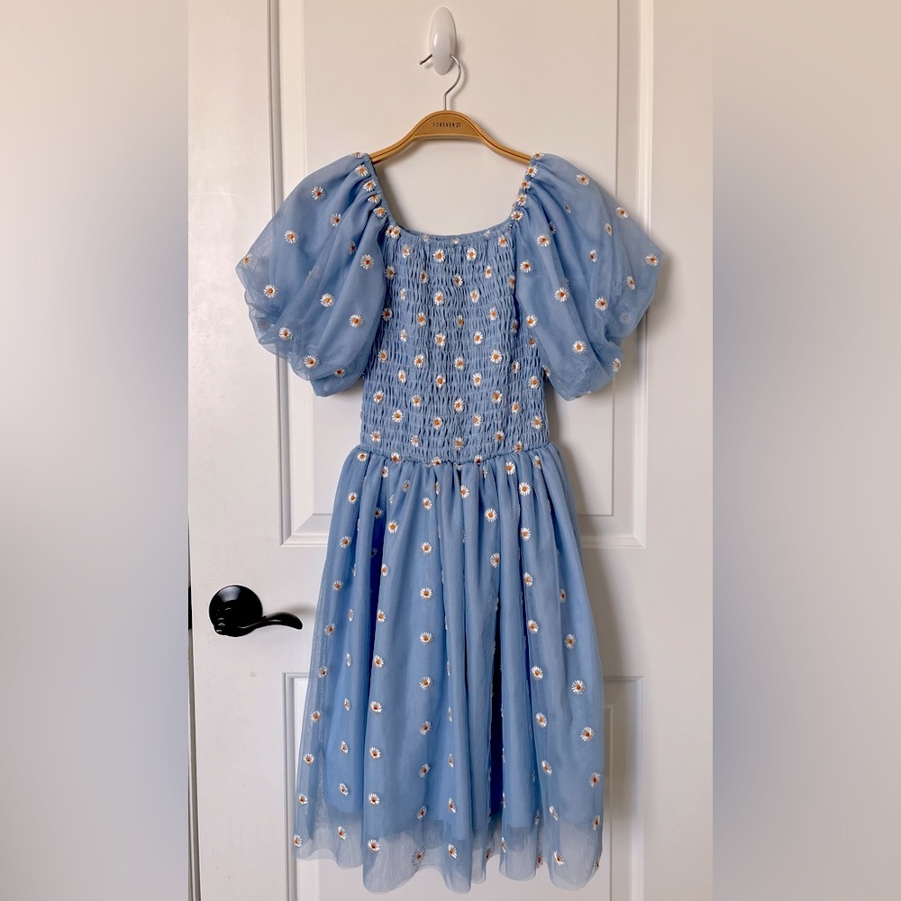 Blue Daisy Puff-Sleeve Dress